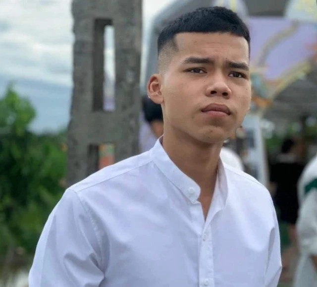 Nam Định khen thưởng 2 người h&ugrave;ng đập tường cứu người trong vụ ch&aacute;y nh&agrave; trọ ở H&agrave; Nội- Ảnh 1.