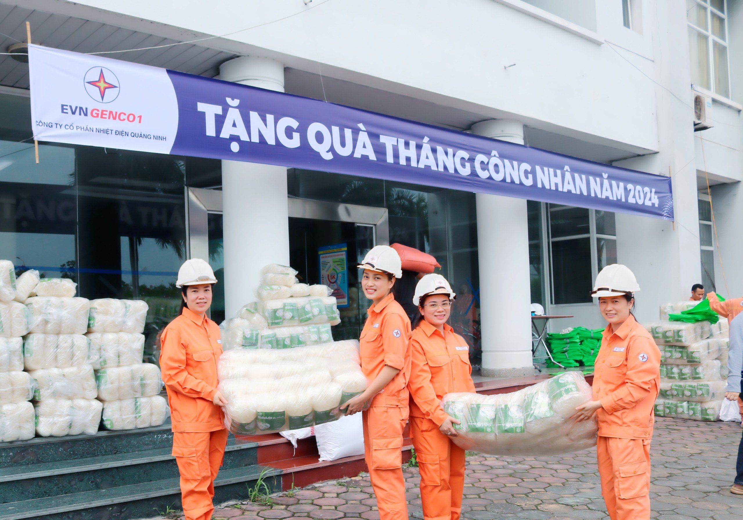 S&ocirc;i nổi hoạt động Th&aacute;ng C&ocirc;ng nh&acirc;n ở C&ocirc;ng ty CP Nhiệt điện Quảng Ninh- Ảnh 3.