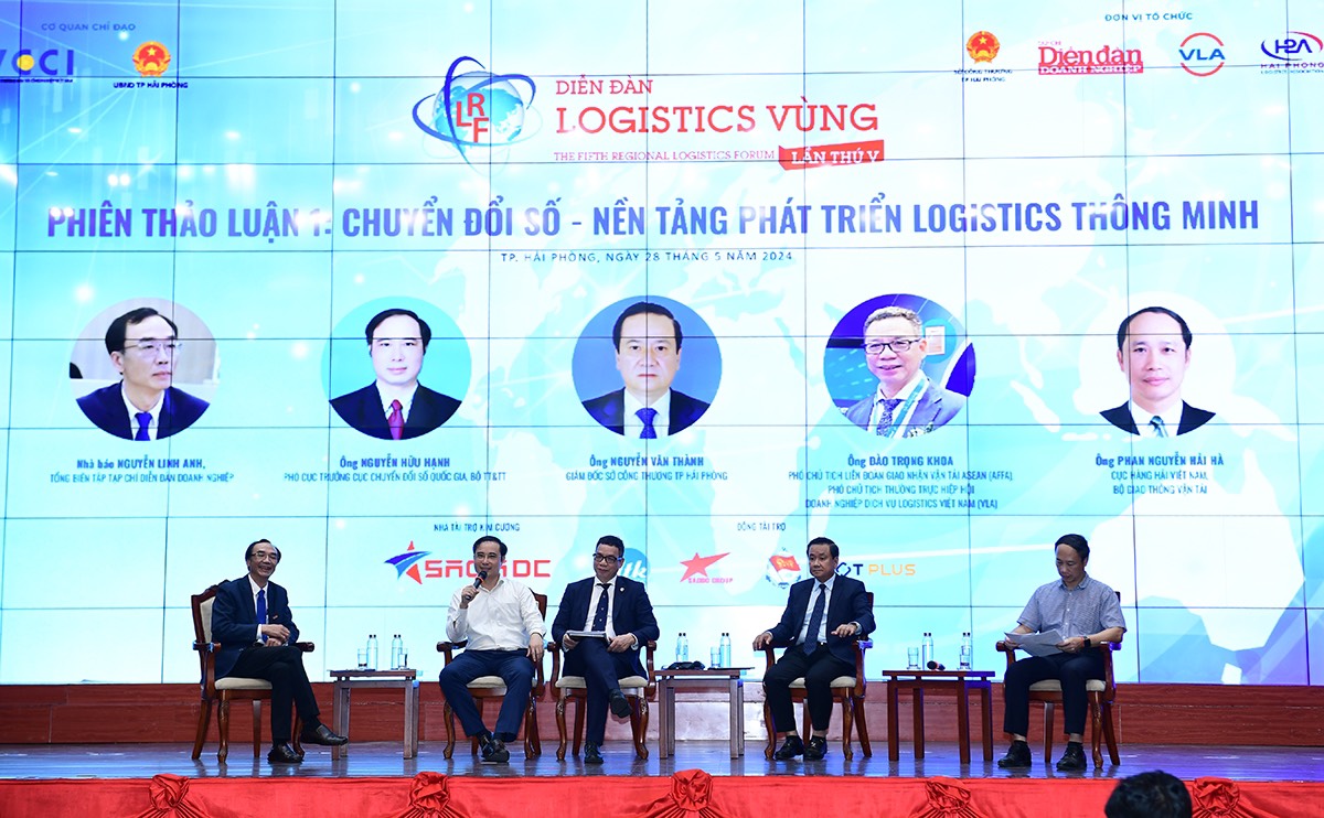 Chuyển đổi số ng&agrave;nh logistics đang ở giai đoạn đầu- Ảnh 2.