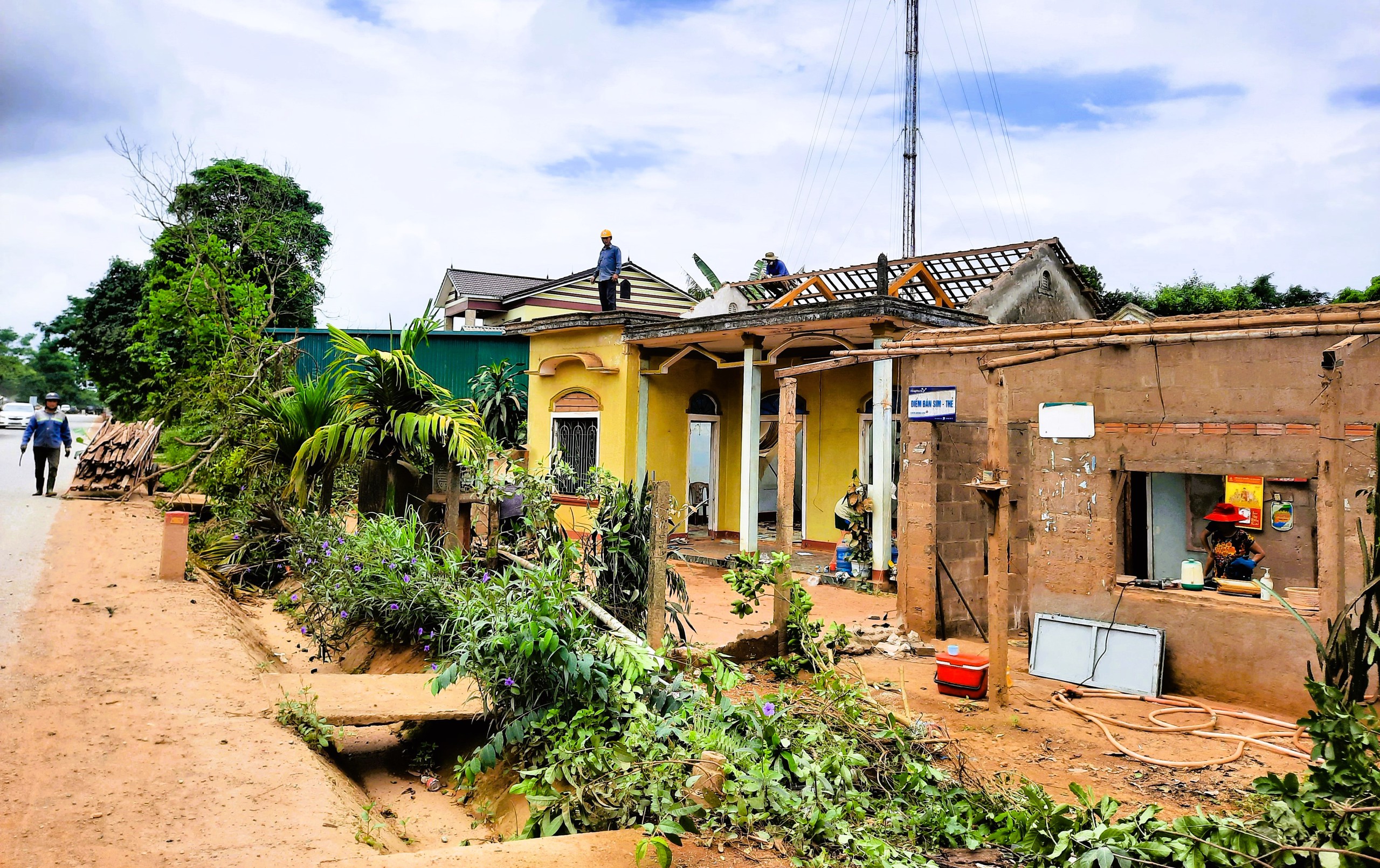 Quảng Trị còn 2 huyện không kịp bàn giao mặt bằng cao tốc Bắc - Nam trong tháng 5- Ảnh 3. Quảng Trị còn 2 huyện không kịp bàn giao mặt bằng cao tốc Bắc - Nam trong tháng 5- Ảnh 3.