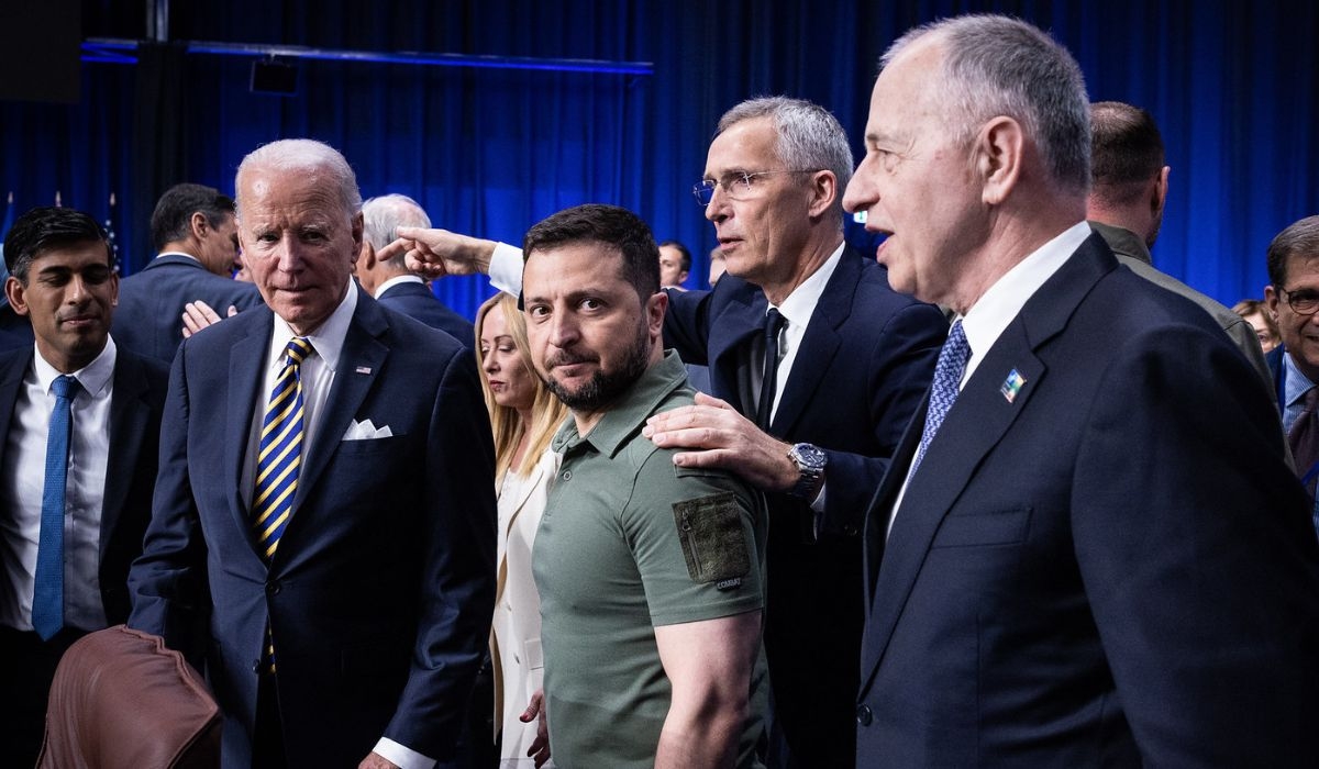 &Ocirc;ng Putin: Cho Ukraine d&ugrave;ng vũ kh&iacute; tấn c&ocirc;ng Nga, phương T&acirc;y c&oacute; muốn xung đột kh&ocirc;ng?- Ảnh 2.