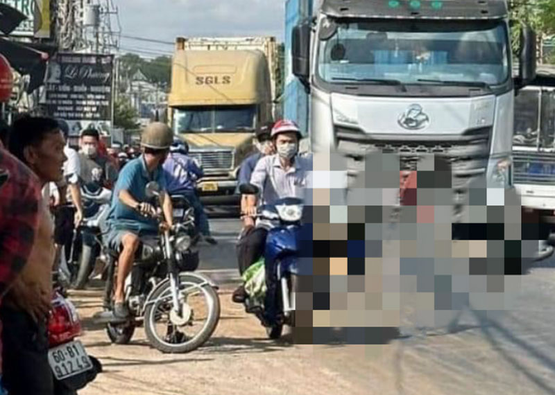 Hiện trường vụ va chạm khiến người đ&agrave;n &ocirc;ng tử vong tại chỗ.