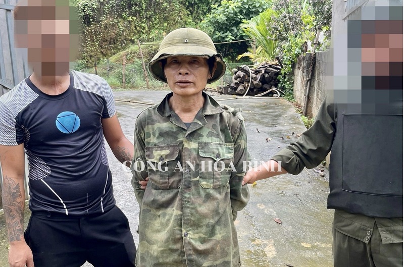 Vây bắt đối tượng dùng dao đâm trọng thương một phó trưởng công an xã- Ảnh 1. Vây bắt đối tượng dùng dao đâm trọng thương một phó trưởng công an xã- Ảnh 1.