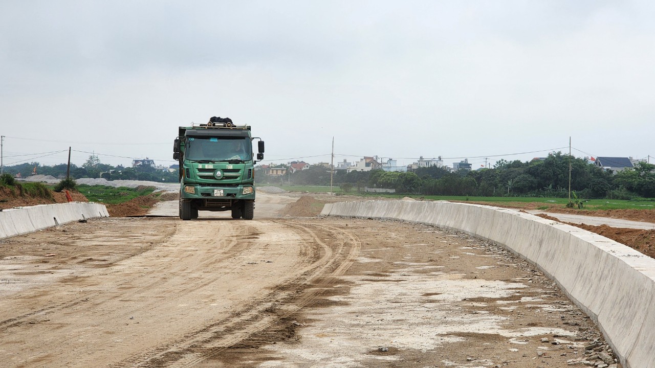 Th&aacute;i B&igrave;nh: Vướng mặt bằng, dự &aacute;n đường ngh&igrave;n tỷ nguy cơ chậm tiến độ- Ảnh 2.