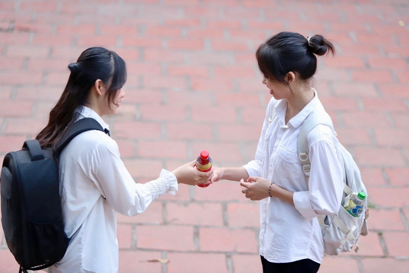 L&agrave;m g&igrave; gi&uacute;p sĩ tử lu&ocirc;n tươi m&aacute;t trong kỳ thi đ&aacute;nh gi&aacute; năng lực- Ảnh 3.