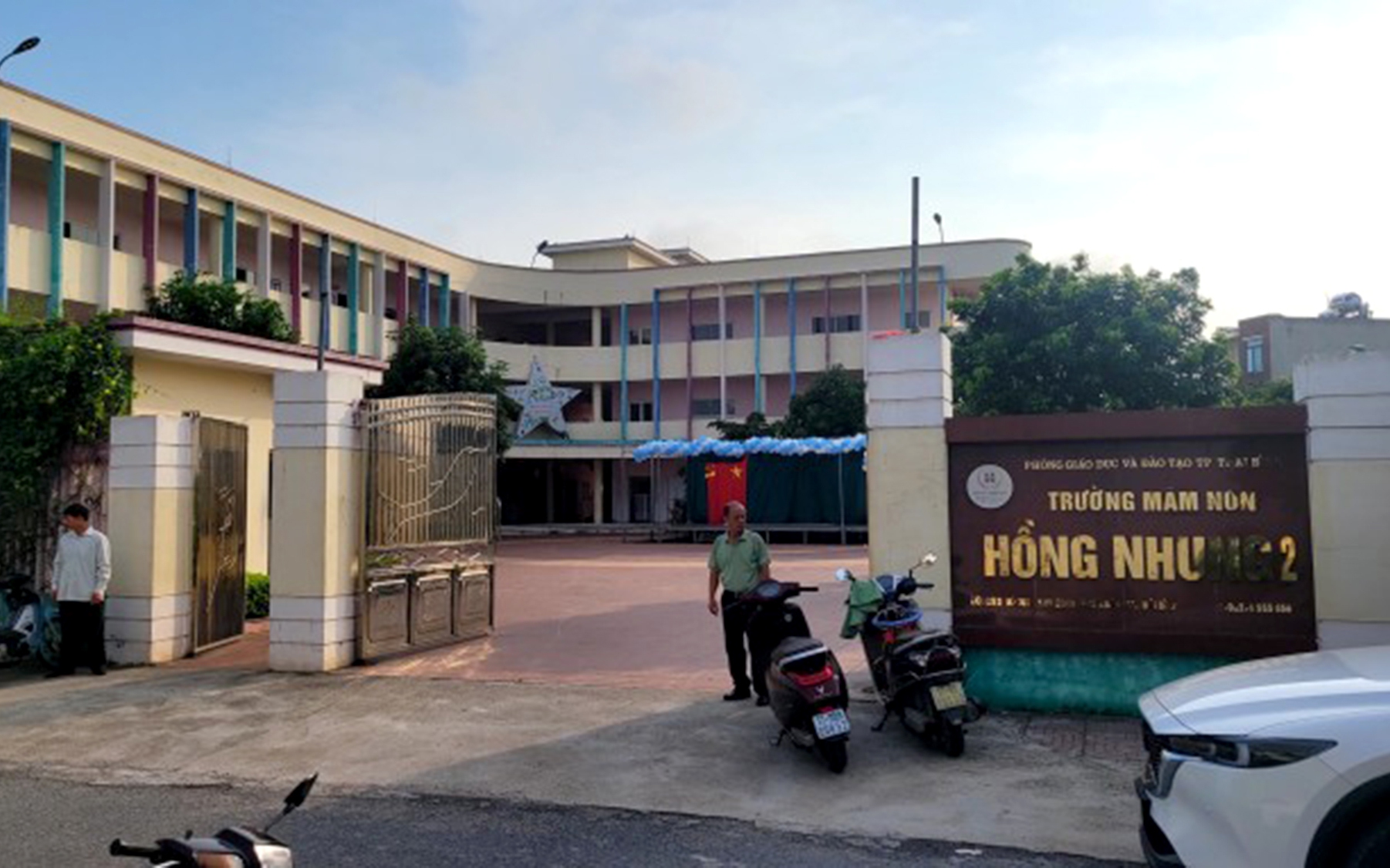 Bé 5 tuổi tử vong vì bị bỏ quên trên xe: Khởi tố tài xế và 2 giáo viên- Ảnh 1. Bài học cũ, nỗi đau mới từ vụ bé 5 tuổi tử vong ở Thái Bình vì bị bỏ quên trên xe