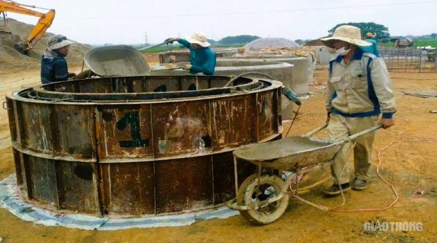 Cuối năm sẽ nối th&ocirc;ng dự &aacute;n đường tr&aacute;nh ph&iacute;a Đ&ocirc;ng TP Đ&ocirc;ng H&agrave; - Ảnh 4.
