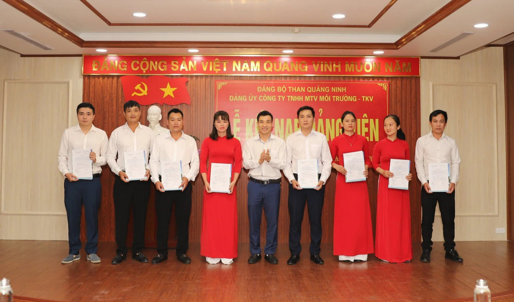 Chuyện những đảng vi&ecirc;n trẻ nơi đất Mỏ- Ảnh 5.