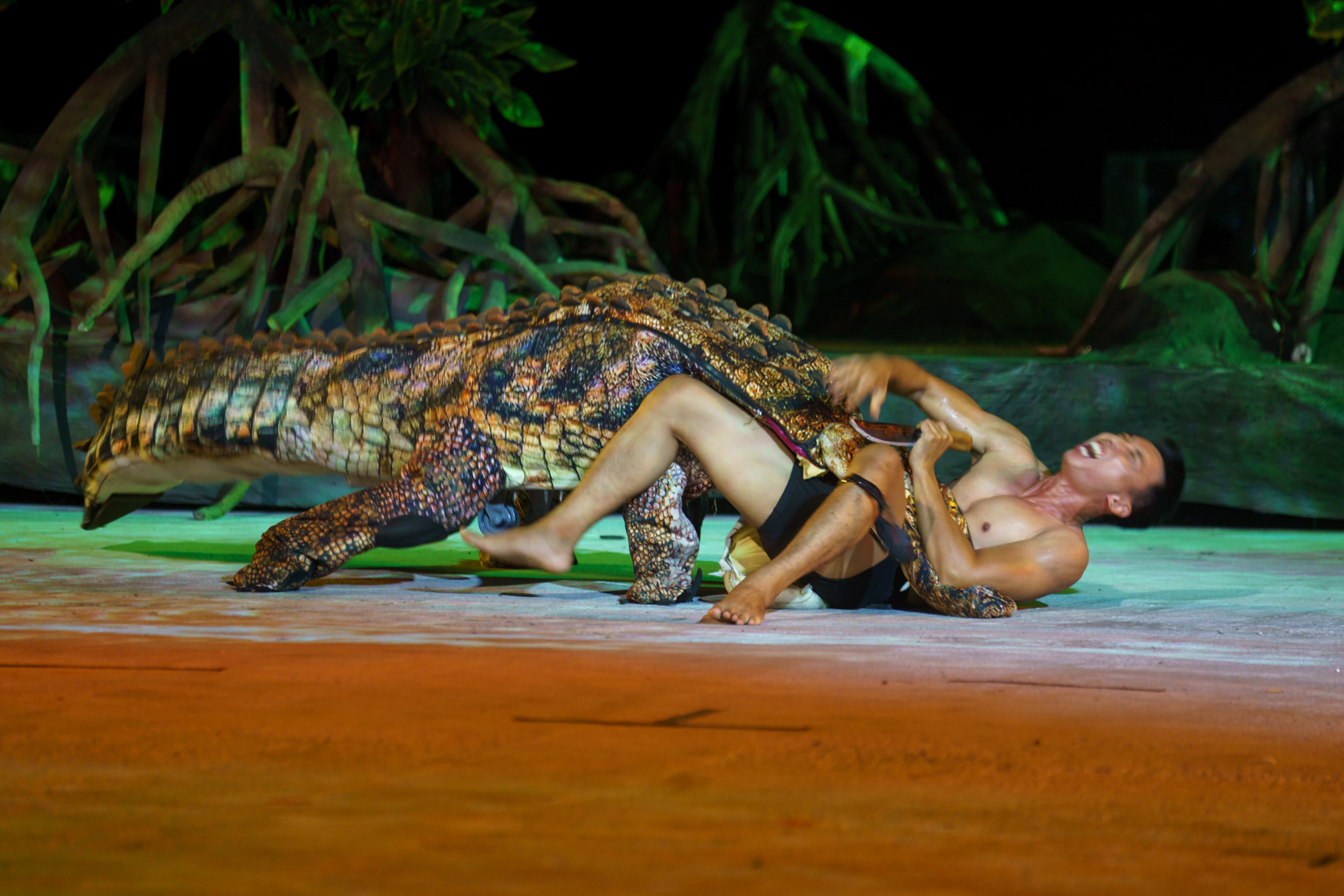 Hé lộ hình ảnh vở nhạc kịch Chuyến tàu huyền thoại trước giờ khai mạc- Ảnh 15. Hé lộ hình ảnh vở nhạc kịch Chuyến tàu huyền thoại trước giờ khai mạc- Ảnh 15.