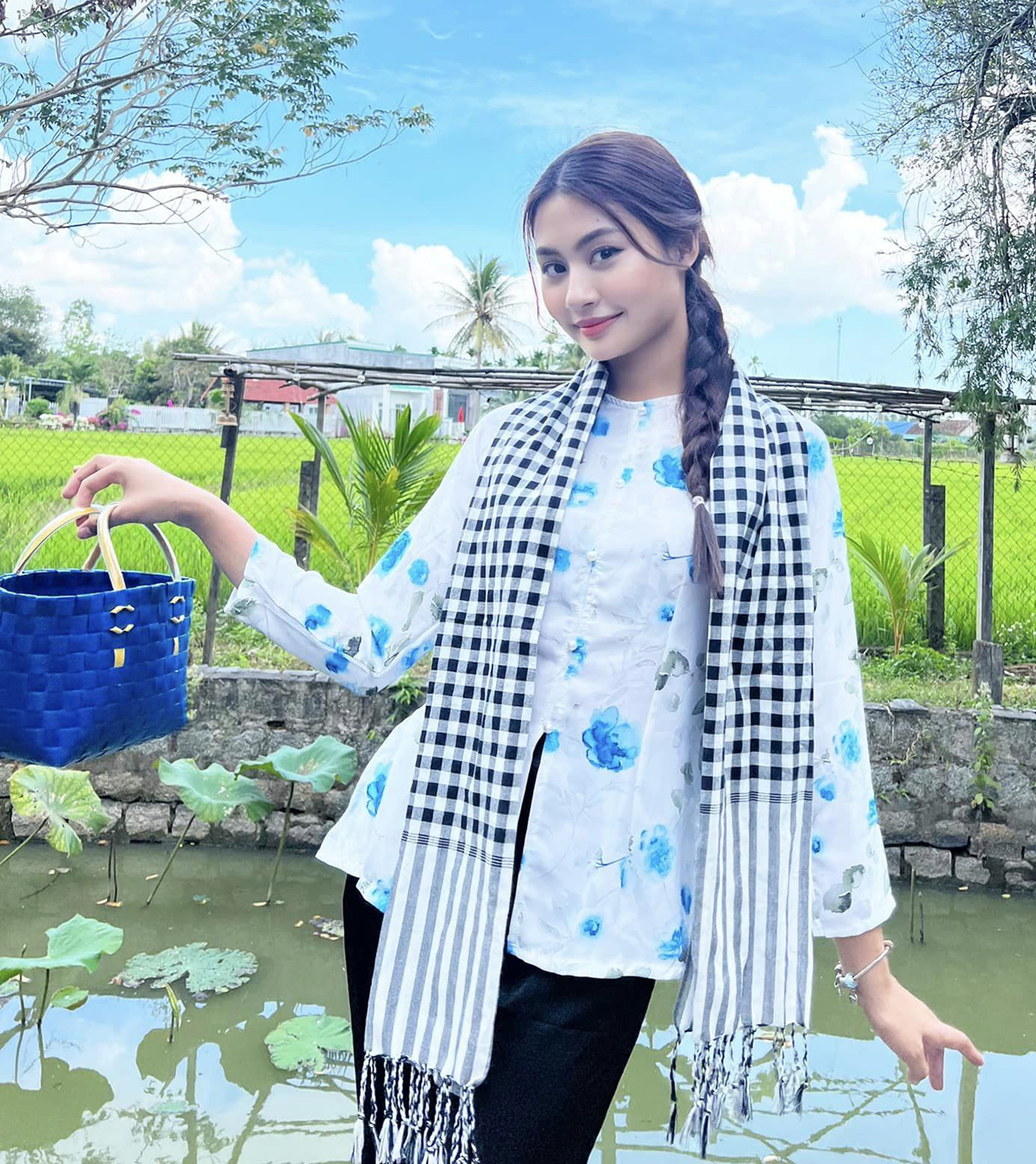 Hoa hậu Hoàn vũ Việt Nam Xuân Hạnh: Tôi thi hoa hậu không phải để đổi đời- Ảnh 3. Hoa hậu Hoàn vũ Việt Nam Xuân Hạnh: Tôi thi hoa hậu không phải để đổi đời- Ảnh 3.