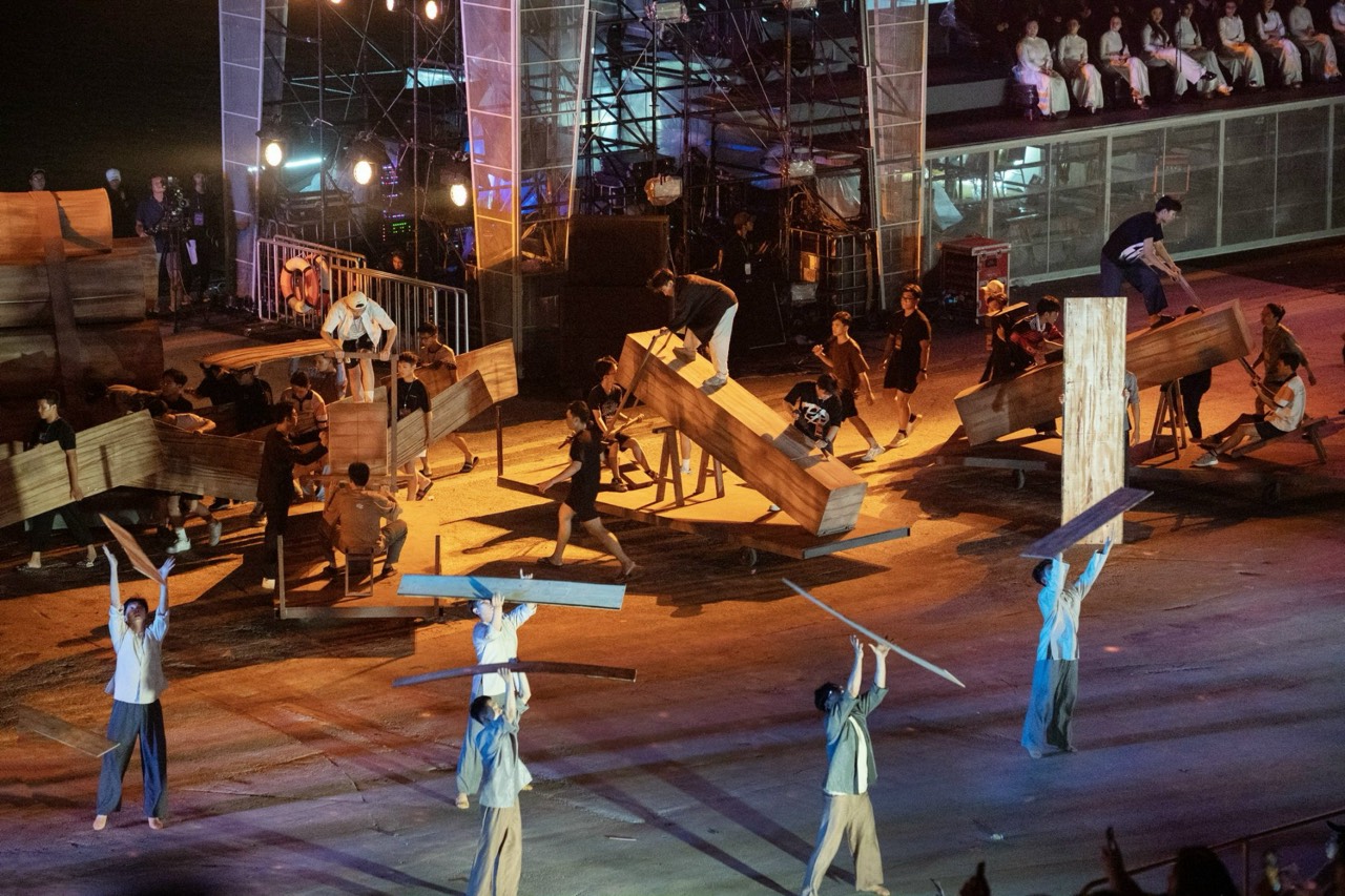 M&atilde;n nh&atilde;n chương tr&igrave;nh nghệ thuật "Chuyến t&agrave;u huyền thoại"- Ảnh 22.