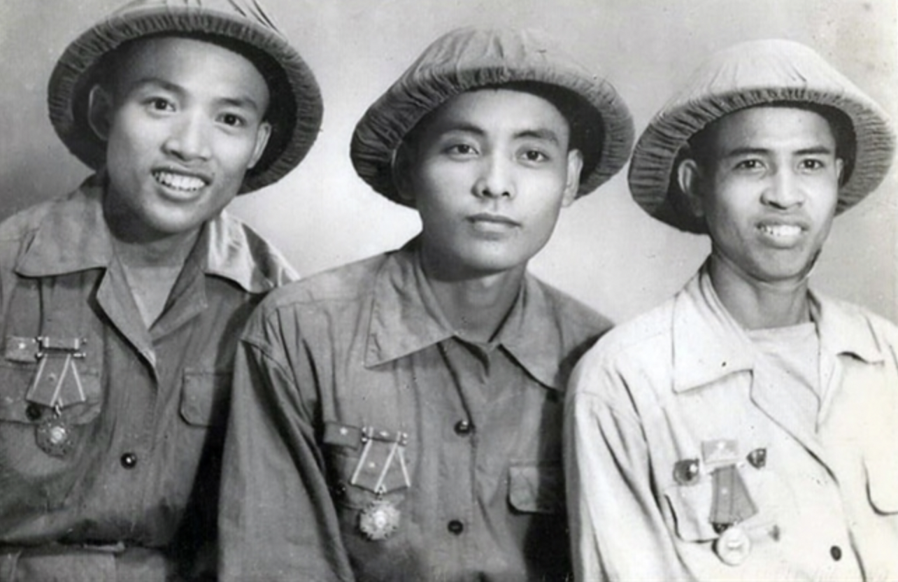 "Vua ph&aacute; bom" 4 lần được gặp B&aacute;c Hồ- Ảnh 3.