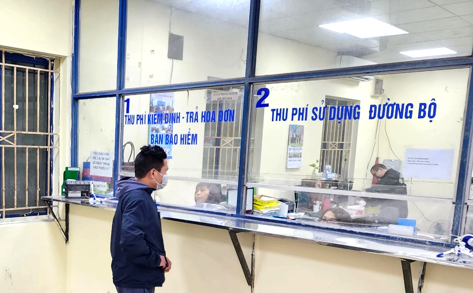 Chủ phương tiện được miễn đăng kiểm lần đầu cần trả những khoản ph&iacute; n&agrave;o?- Ảnh 1.