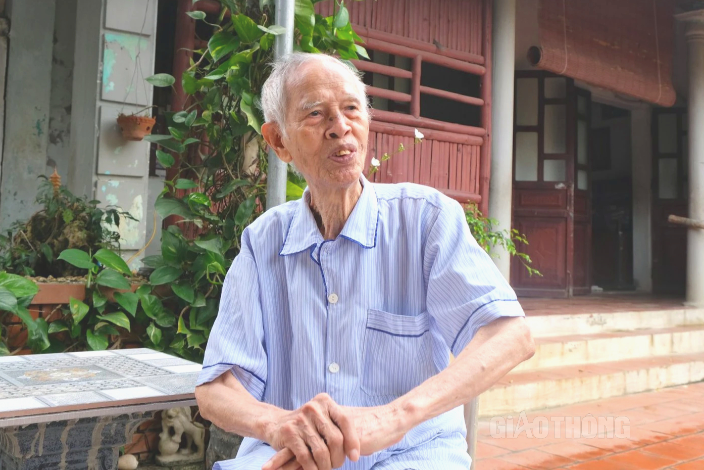 "Vua ph&aacute; bom" 4 lần được gặp B&aacute;c Hồ- Ảnh 4.