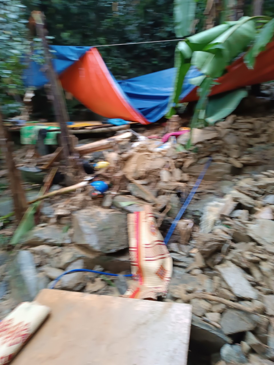 Nguy&ecirc;n nh&acirc;n ban đầu vụ sạt lở khiến 3 c&ocirc;ng nh&acirc;n tử vong ở H&agrave; Tĩnh- Ảnh 2.