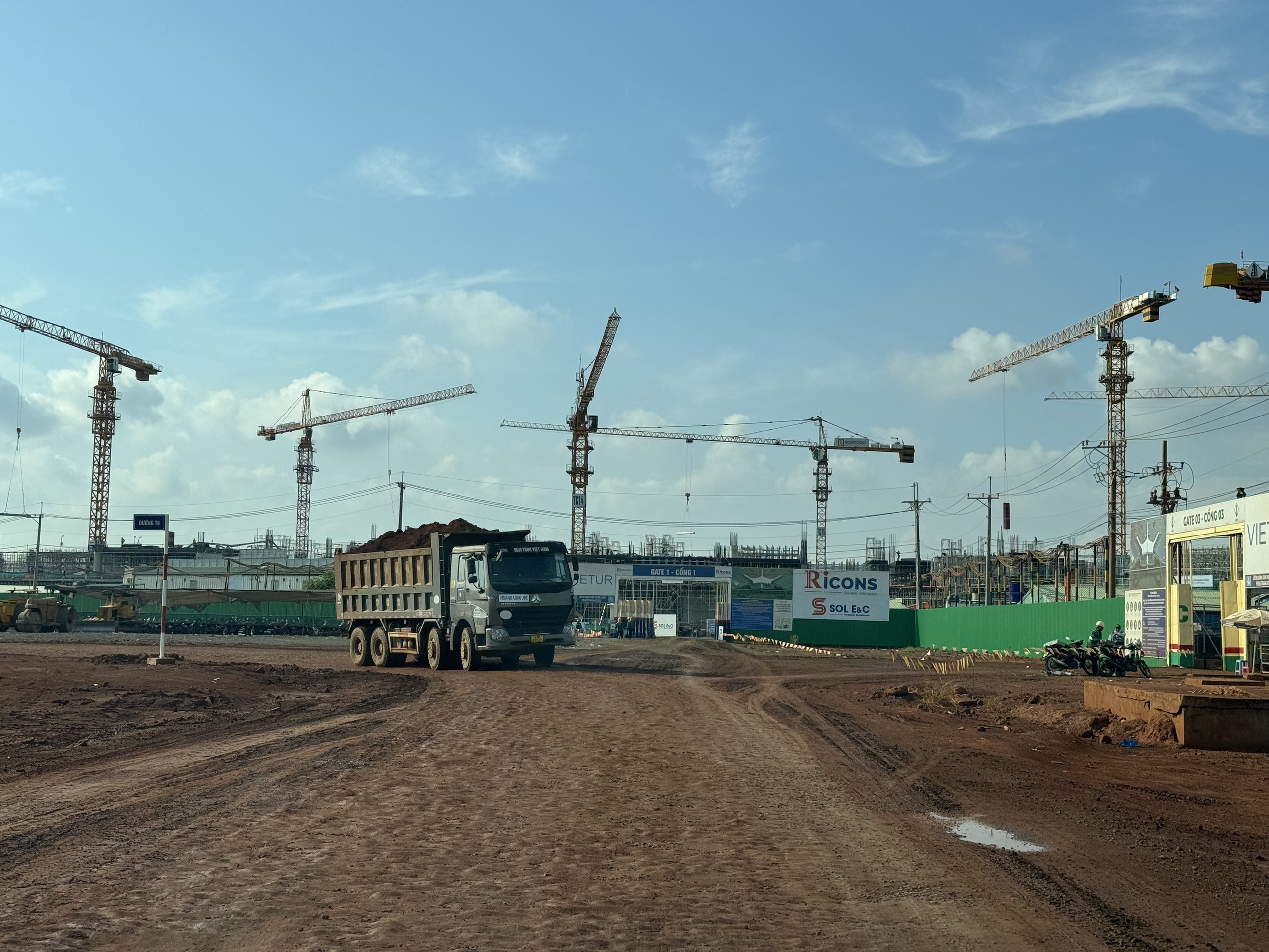 Chủ động nh&acirc;n sự, m&aacute;y m&oacute;c để tăng tốc dự &aacute;n s&acirc;n bay Long Th&agrave;nh- Ảnh 6.