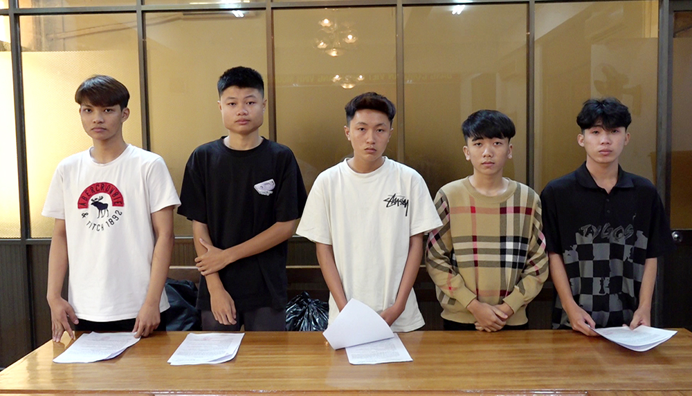Khởi tố, tạm giam 5 thanh ni&ecirc;n ở An Giang về tội giết người- Ảnh 1.