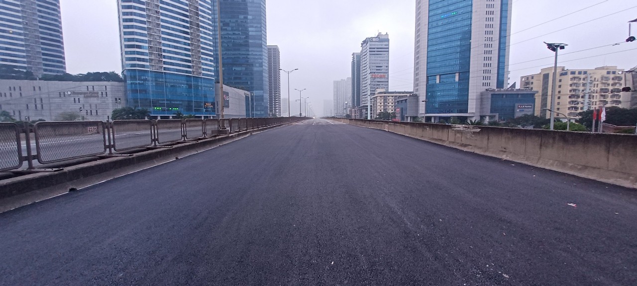 H&agrave; Nội xuy&ecirc;n đ&ecirc;m khắc phục hư hỏng khe co gi&atilde;n tr&ecirc;n đường V&agrave;nh đai 3- Ảnh 4.