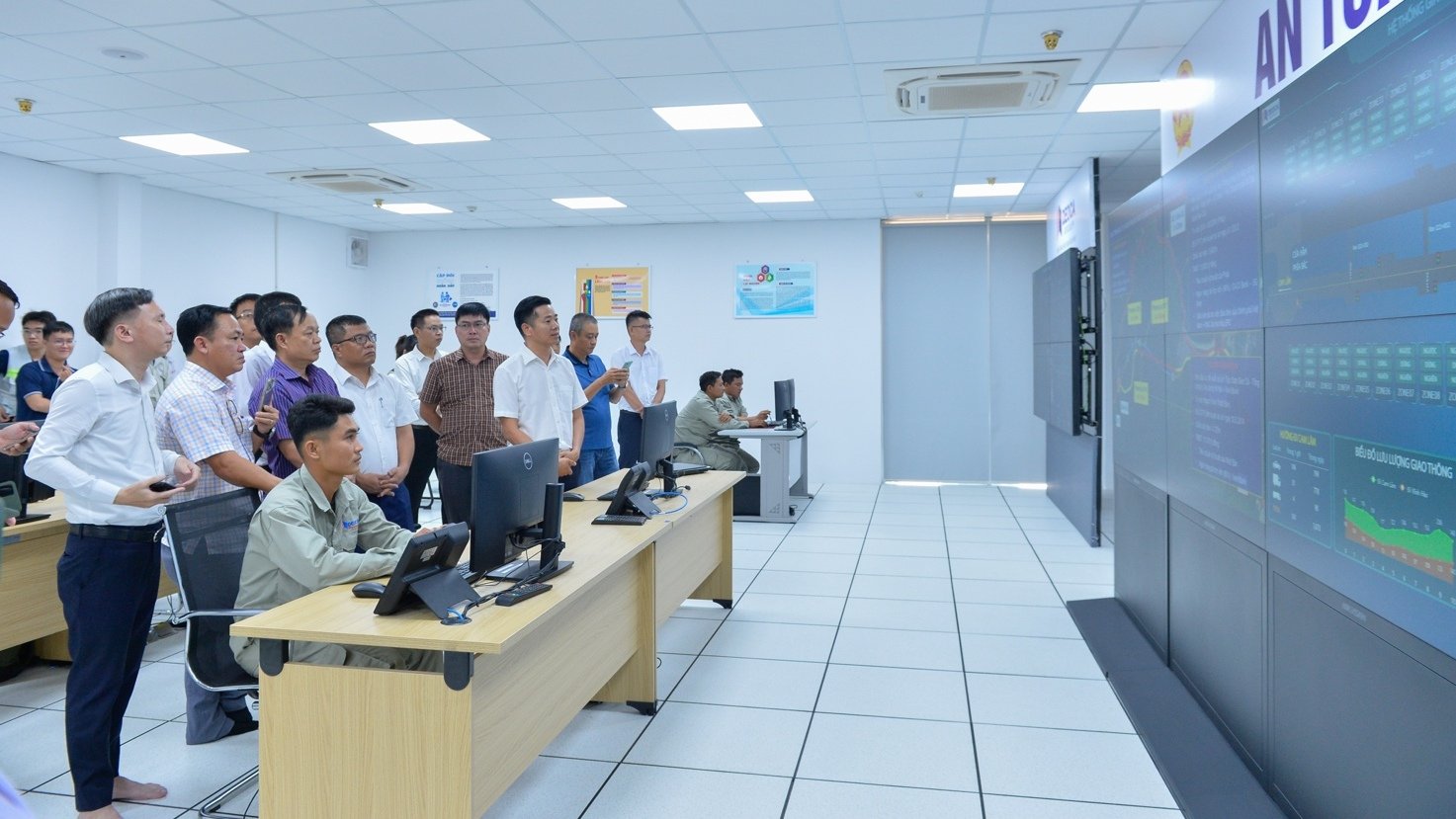 Nghi&ecirc;n cứu m&ocirc; h&igrave;nh giao th&ocirc;ng th&ocirc;ng minh tr&ecirc;n cao tốc Bắc - Nam- Ảnh 1.