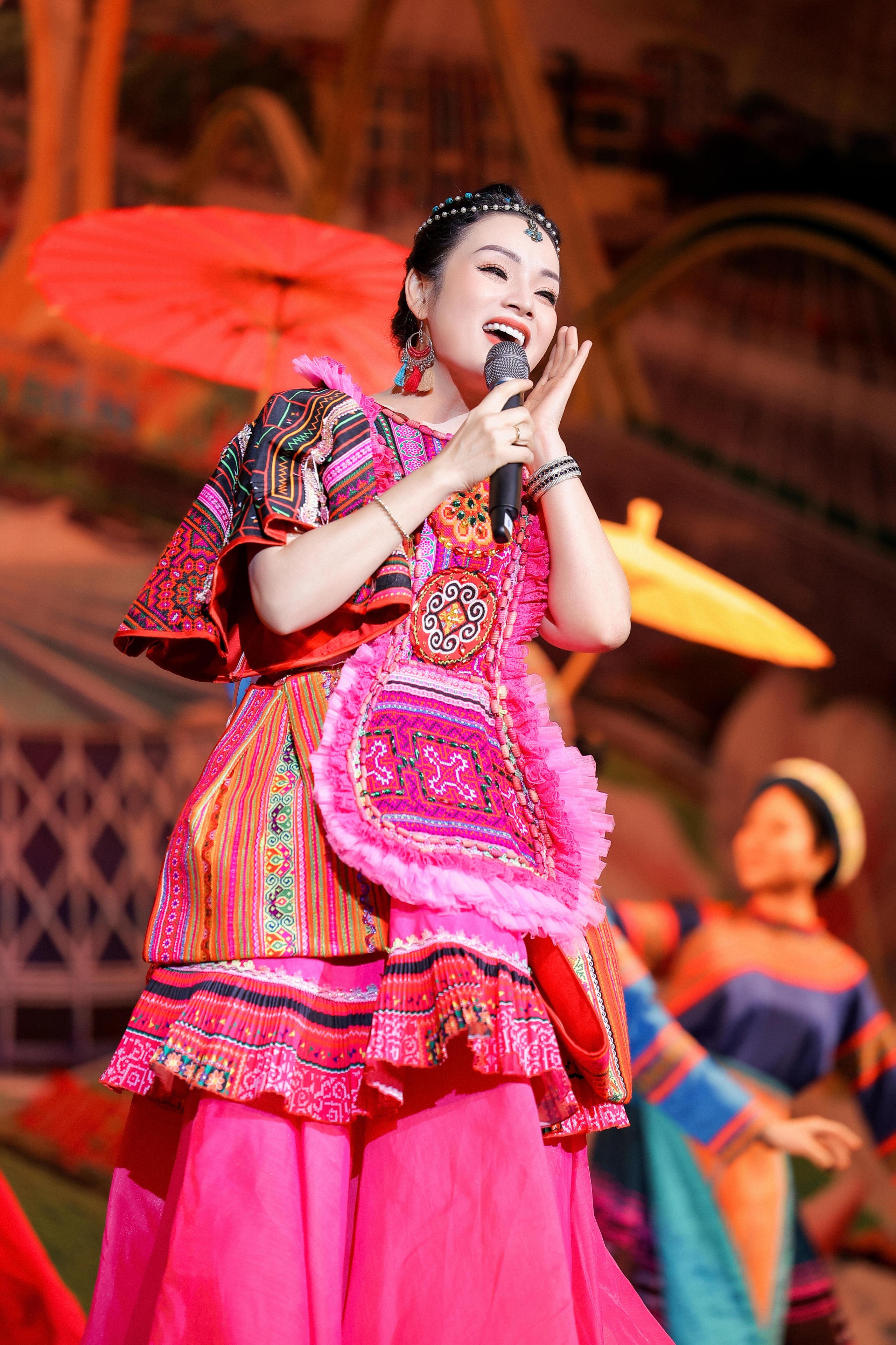 NSƯT T&acirc;n Nh&agrave;n được bổ nhiệm Trưởng khoa thanh nhạc- Ảnh 3.