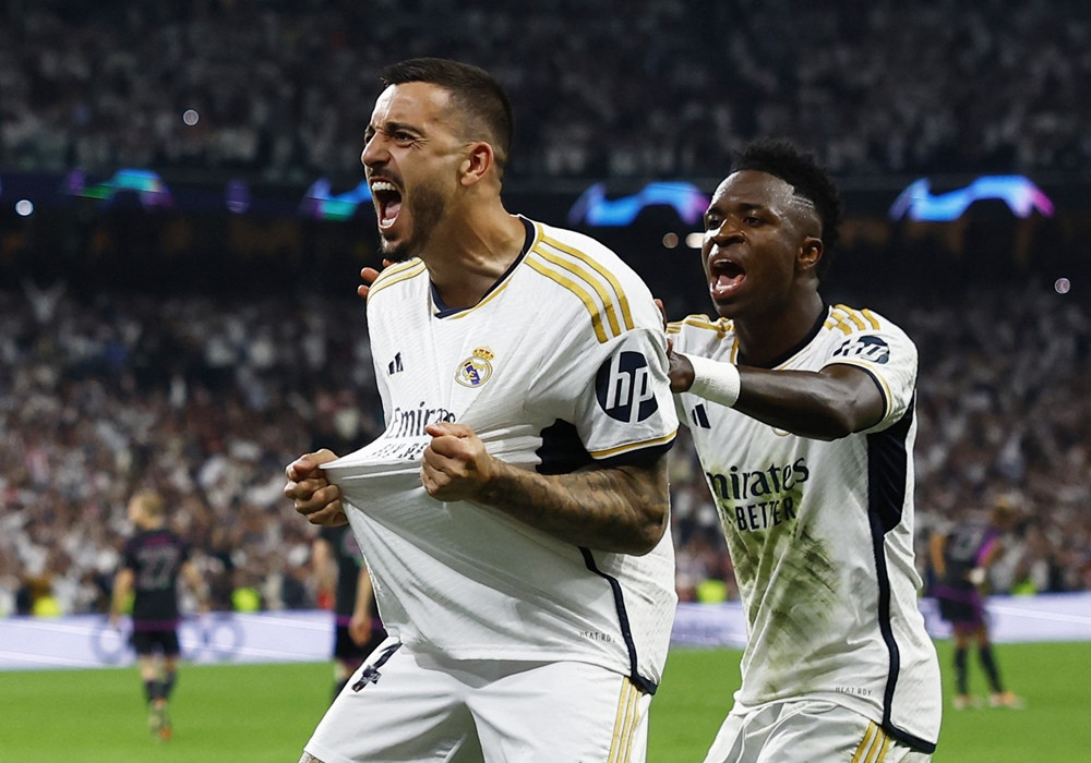 Ngược d&ograve;ng kh&oacute; tin trong 3 ph&uacute;t, Real v&agrave;o chung kết C&uacute;p C1 sau trận đấu đầy tranh c&atilde;i- Ảnh 1.