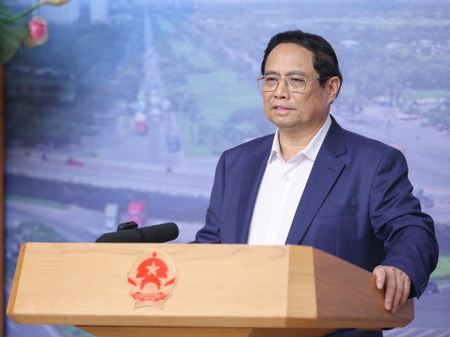 Thủ tướng: Phấn đấu vượt tiến độ 3-6 th&aacute;ng c&aacute;c c&ocirc;ng tr&igrave;nh giao th&ocirc;ng trọng điểm- Ảnh 3.