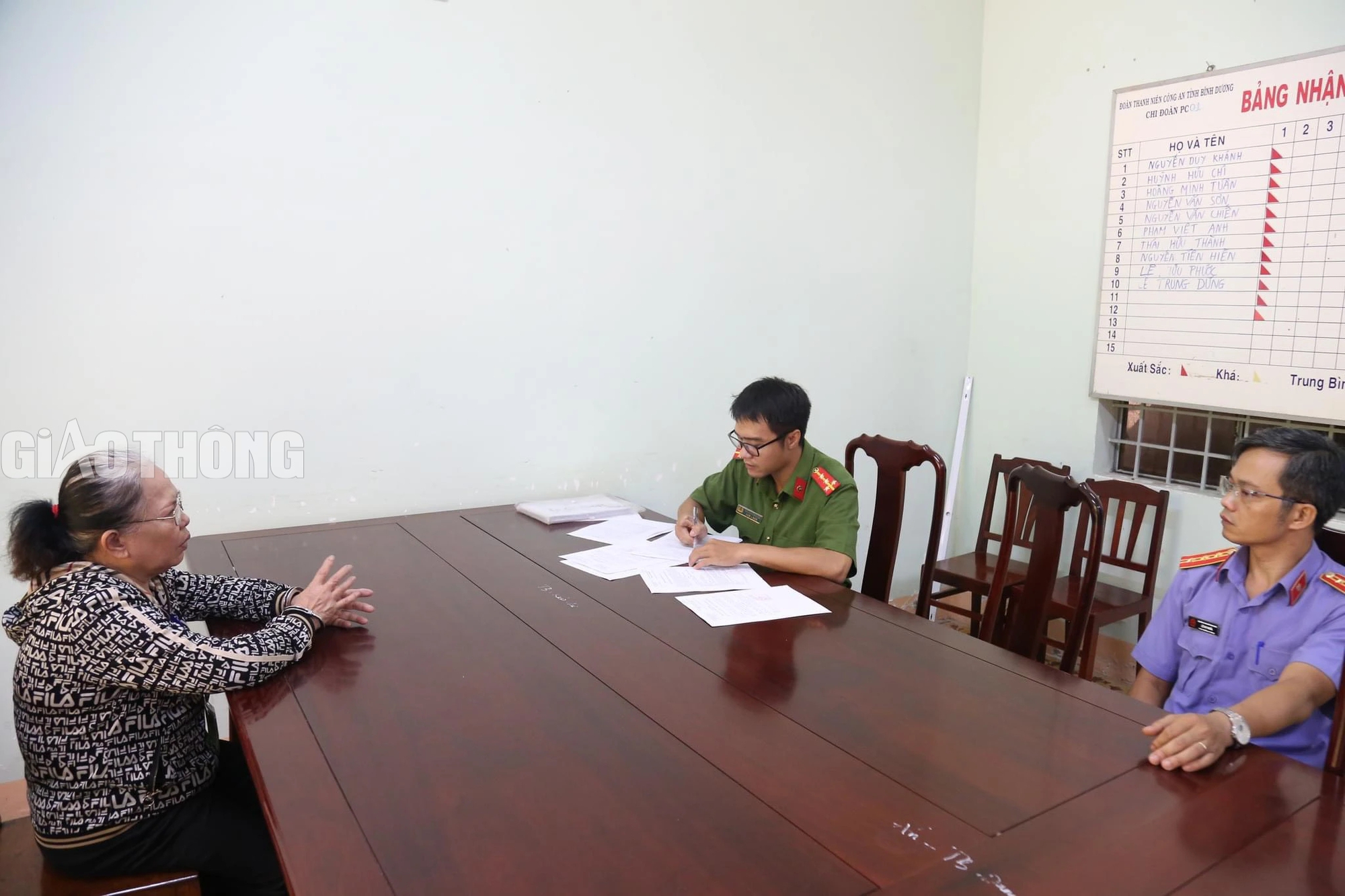Bắt tạm giam đối tượng lừa đảo hơn 13 tỷ đồng dưới h&igrave;nh thức chơi &ldquo;hụi ma&rdquo;- Ảnh 1.