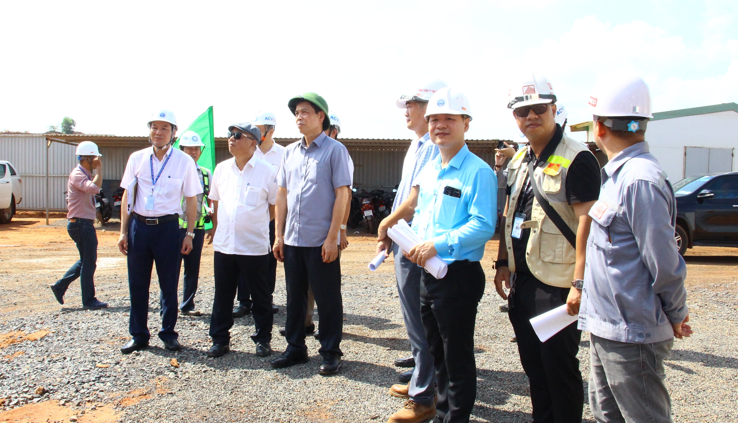 Th&aacute;p kh&ocirc;ng lưu s&acirc;n bay Long Th&agrave;nh vượt tiến độ, cao hơn 72m- Ảnh 3.