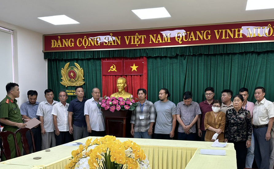 Vụ bu&ocirc;n lậu 200 triệu l&iacute;t xăng: Khởi tố th&ecirc;m 23 bị can- Ảnh 1.