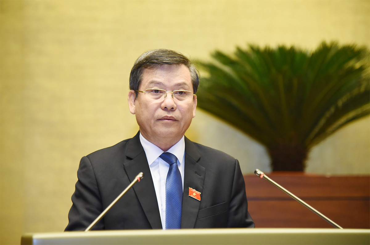 Nhiều c&aacute;n bộ ng&agrave;nh c&ocirc;ng an, kiểm s&aacute;t, t&ograve;a &aacute;n bị khởi tố về tội nhận hối lộ, tham &ocirc;- Ảnh 1.