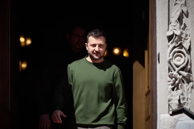 Từ &acirc;m mưu &aacute;m s&aacute;t Tổng thống Zelensky, ph&aacute;t hiện lỗ hổng an ninh chết người của Ukraine- Ảnh 2.