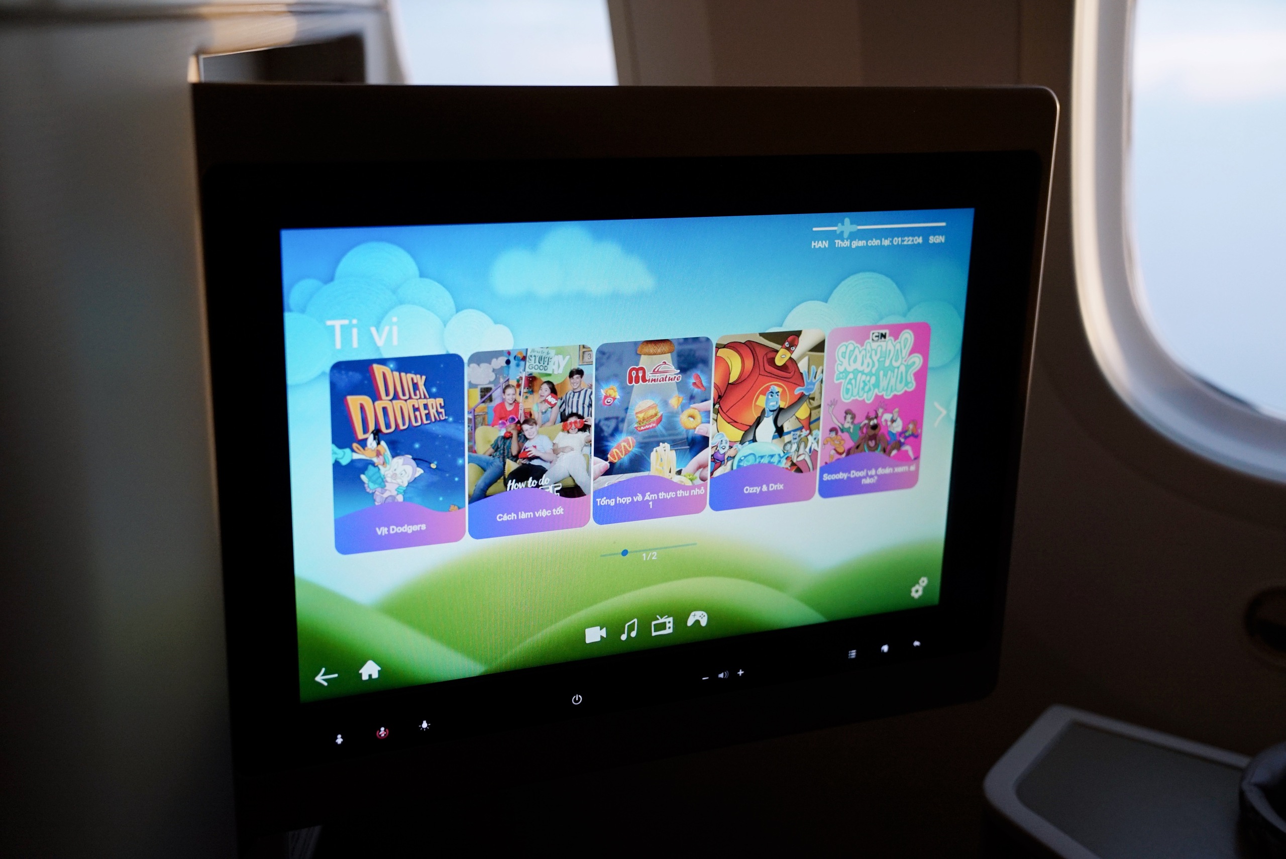 Vietnam Airlines h&eacute; lộ h&igrave;nh ảnh mascot ngộ nghĩnh 
tr&ecirc;n những chuyến bay 1/6
- Ảnh 6.