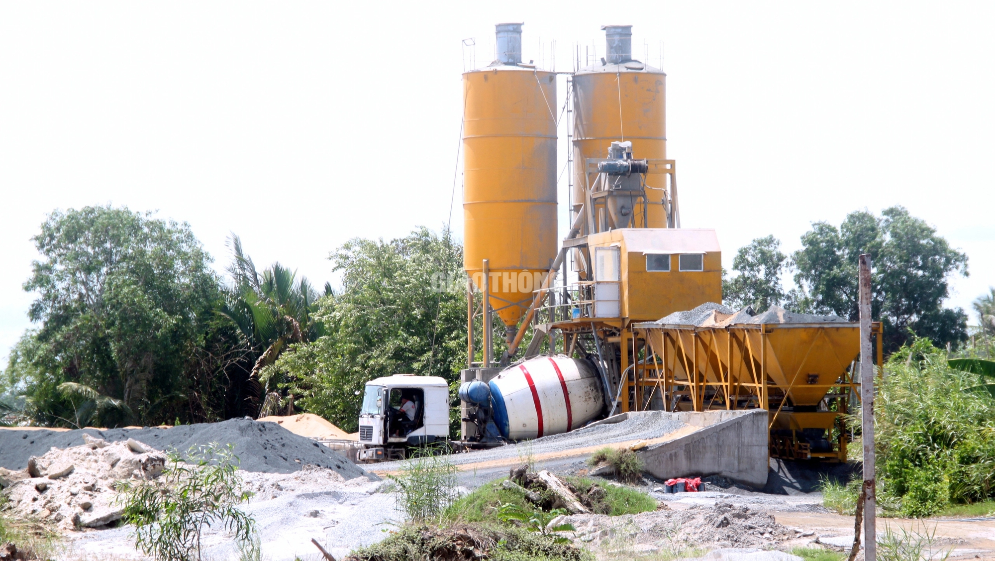 Tháng 6/2024 sẽ hợp long cầu Ngã Ba Tàu trên cao tốc Hậu Giang - Cà Mau- Ảnh 7. Tháng 6/2024 sẽ hợp long cầu Ngã Ba Tàu trên cao tốc Hậu Giang - Cà Mau- Ảnh 7.