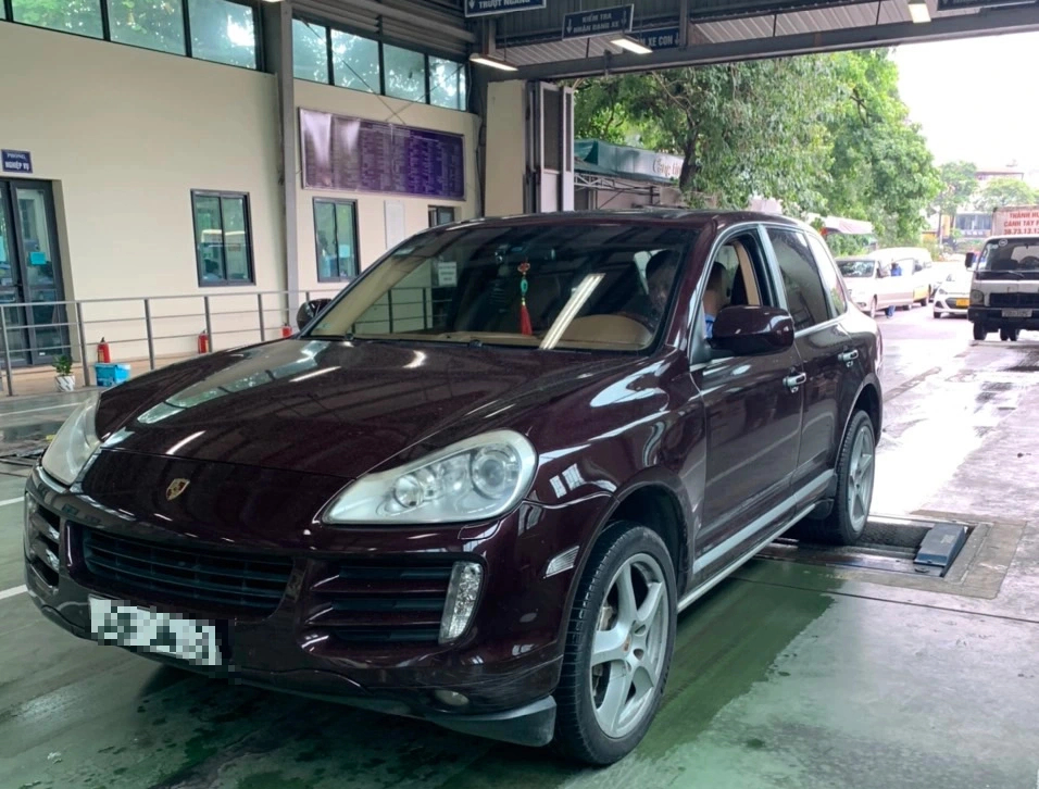 Thay lốp ô tô, chủ xe cần làm gì để đạt đăng kiểm?- Ảnh 1. Thay lốp ô tô, chủ xe cần làm gì để đạt đăng kiểm?- Ảnh 1.