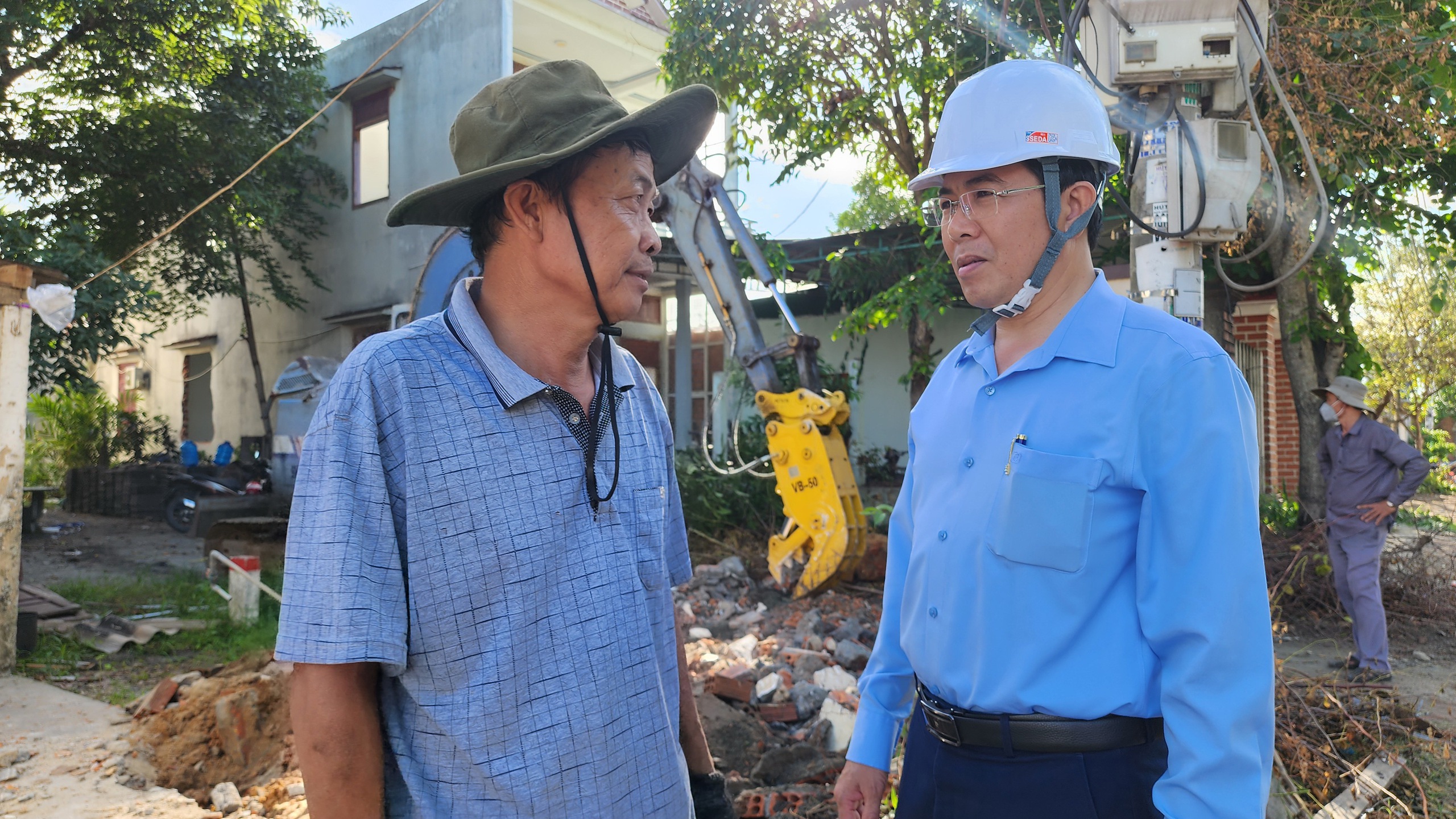 Quảng Ng&atilde;i: Người d&acirc;n th&aacute;o dỡ nh&agrave;, kịp b&agrave;n giao mặt bằng l&agrave;m cao tốc trước 30/6- Ảnh 3.
