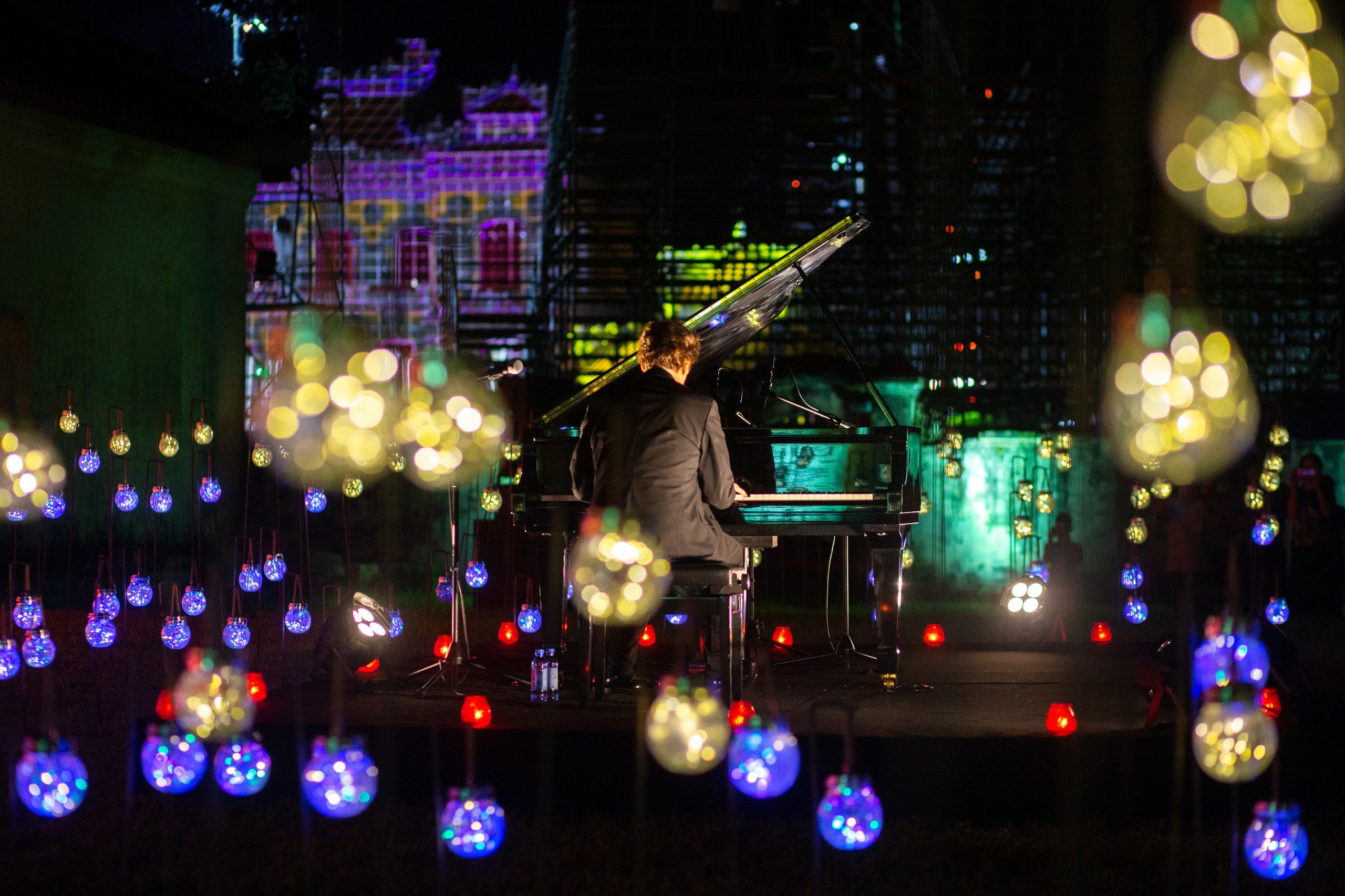 Nghệ sĩ trong nước và quốc tế cháy hết mình cùng nhịp đập Festival Huế 2024- Ảnh 1. Nghệ sĩ trong nước và quốc tế cháy hết mình cùng nhịp đập Festival Huế 2024- Ảnh 1.