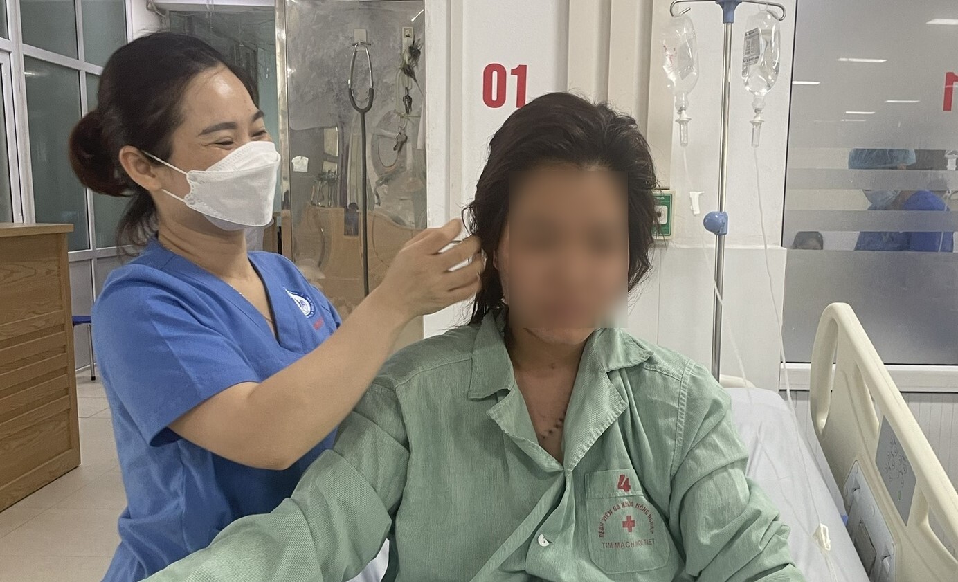 Người phụ nữ hôn mê sâu, ngừng tim, phổi do bị sét đánh đã hồi phục kỳ diệu- Ảnh 2. Người phụ nữ hôn mê sâu, ngừng tim, phổi do bị sét đánh đã hồi phục kỳ diệu- Ảnh 2.