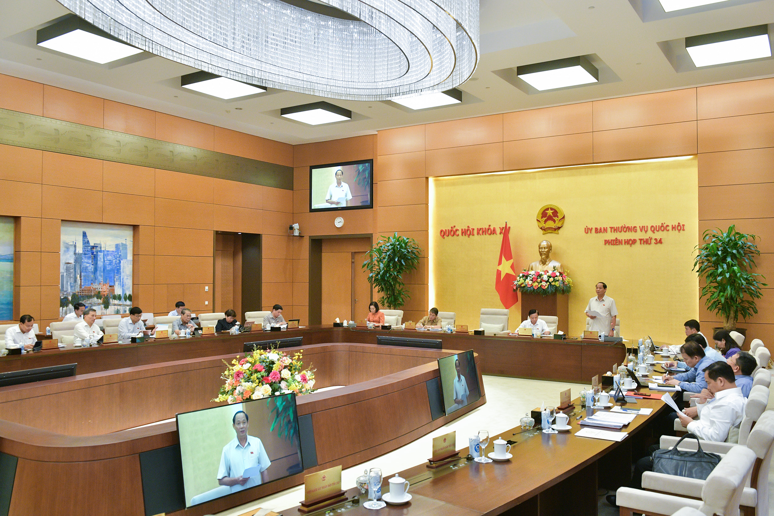 Bộ trưởng C&ocirc;ng an quyết định &aacute;p dụng biện ph&aacute;p cảnh vệ trong trường hợp cấp thiết- Ảnh 2.