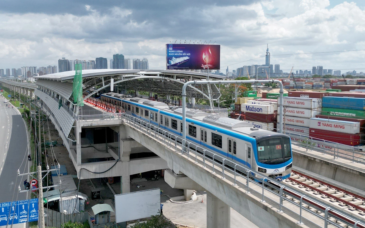 Chọn phương án nhận diện xe buýt kết nối metro số 1 Bến Thành - Suối Tiên- Ảnh 7. Đề xuất làm đường bộ chạy dưới metro số 1 Bến Thành - Suối Tiên