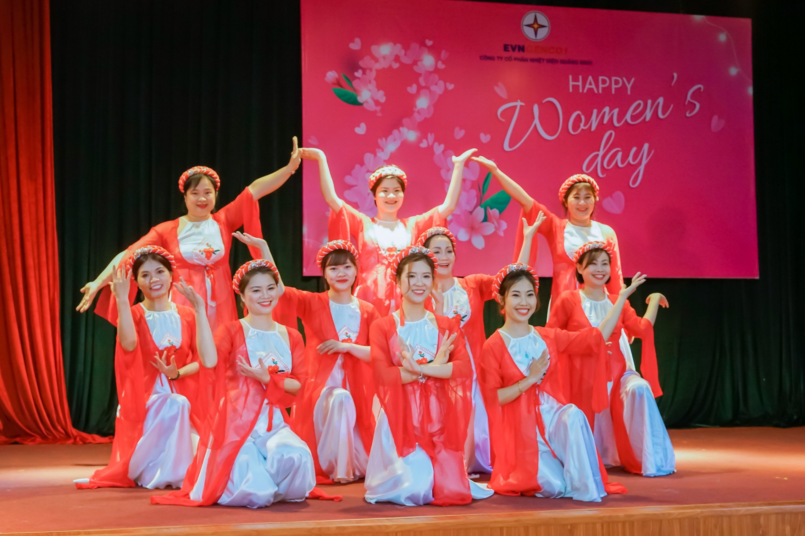 C&ocirc;ng ty CP Nhiệt điện Quảng Ninh chăm lo đời sống cho người lao động- Ảnh 2.