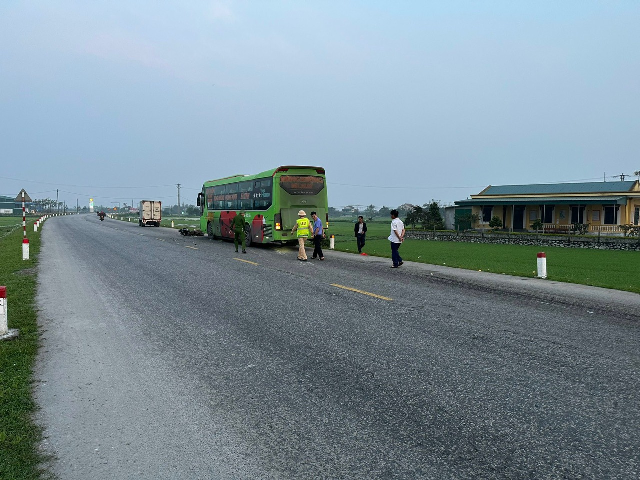 T&agrave;i xế xe kh&aacute;ch g&acirc;y tai nạn chết người ở H&agrave; Tĩnh bị khởi tố- Ảnh 1.