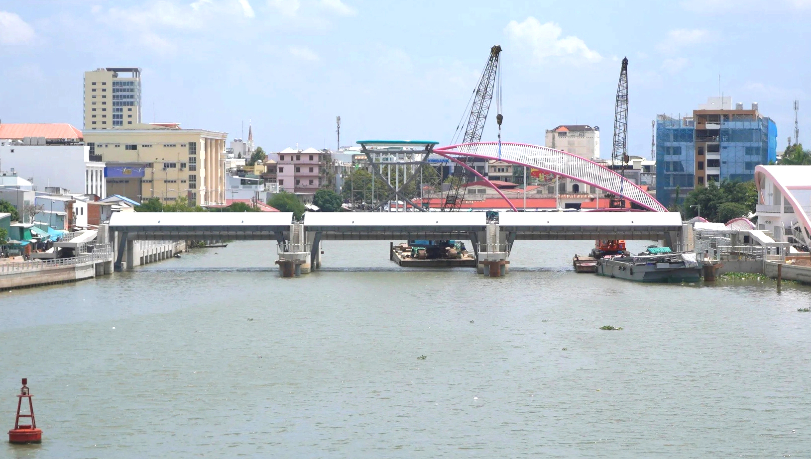 Cận cảnh &acirc;u thuyền 436 tỷ đồng ở Cần Thơ gấp r&uacute;t về đ&iacute;ch- Ảnh 3.