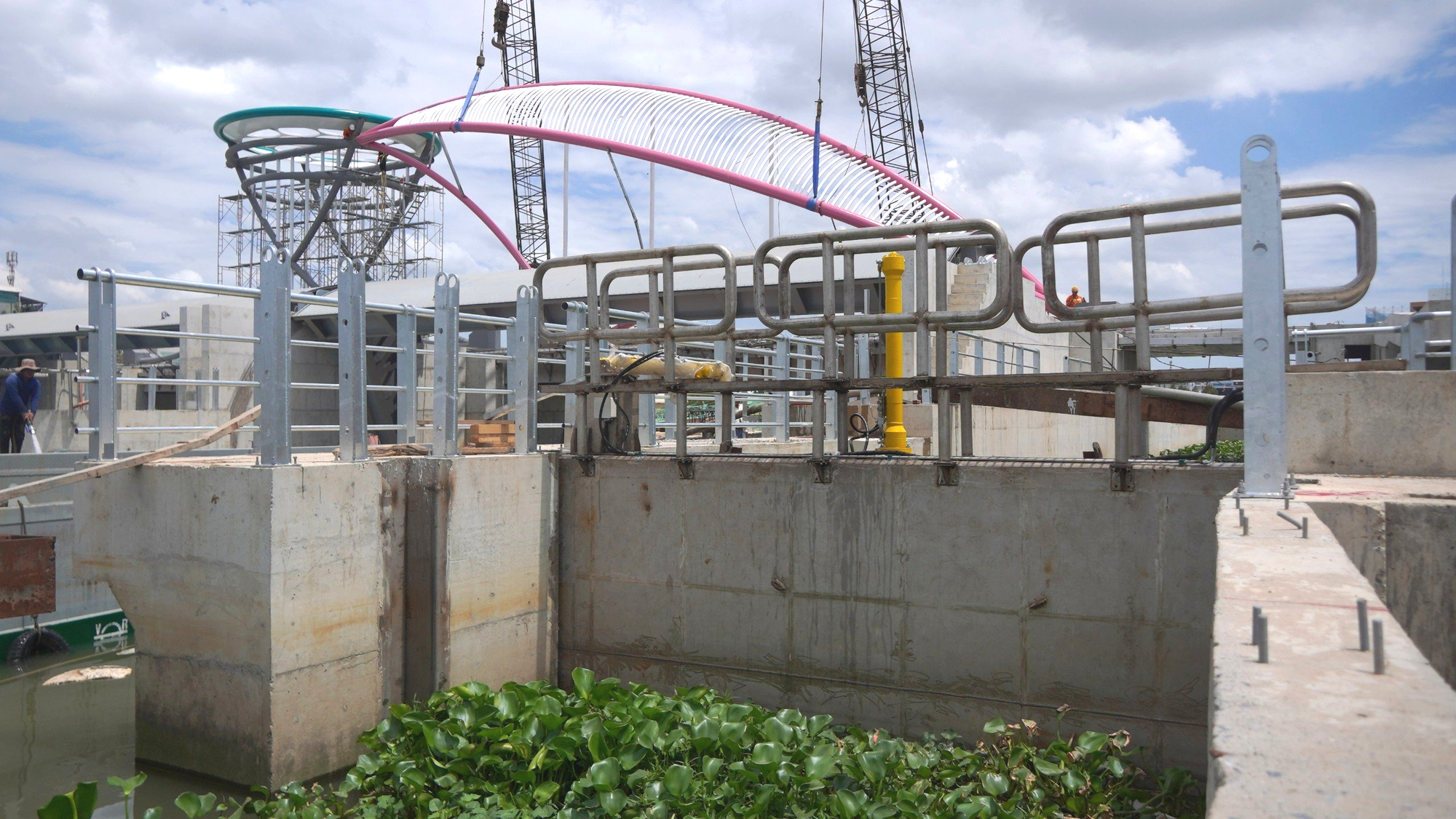 Cận cảnh &acirc;u thuyền 436 tỷ đồng ở Cần Thơ gấp r&uacute;t về đ&iacute;ch- Ảnh 6.