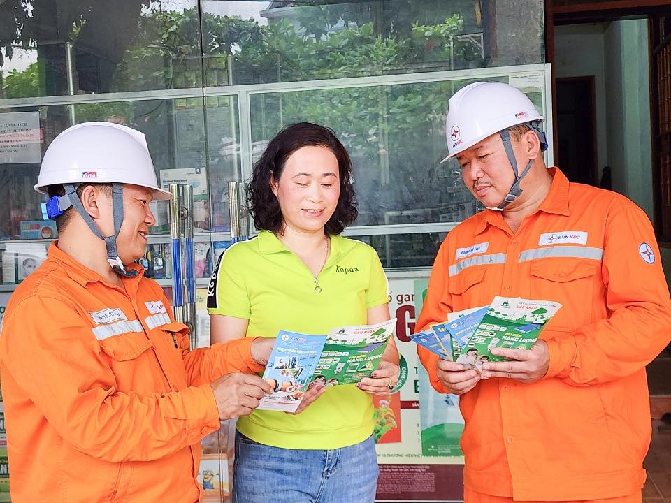 Để tiết kiệm điện như n&eacute;t văn ho&aacute; của người Việt- Ảnh 1.