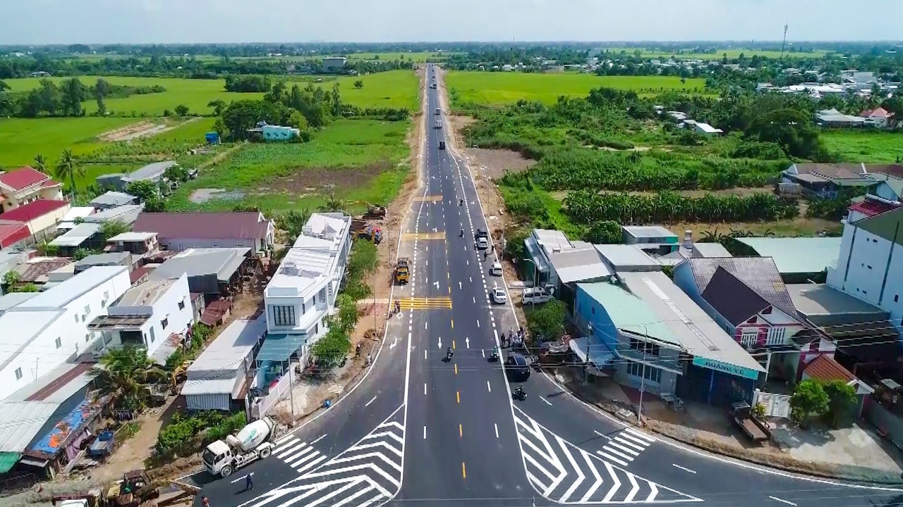 H&igrave;nh h&agrave;i tuyến tr&aacute;nh th&agrave;nh phố Long Xuy&ecirc;n trước giờ kh&aacute;nh th&agrave;nh- Ảnh 6.