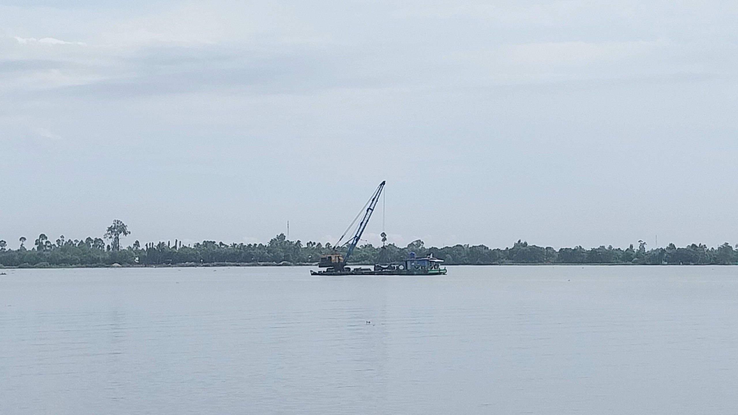 Khắc phục xong sự cố nứt mặt đường n&ocirc;ng th&ocirc;n khi khai th&aacute;c mỏ c&aacute;t ở Đồng Th&aacute;p- Ảnh 2.