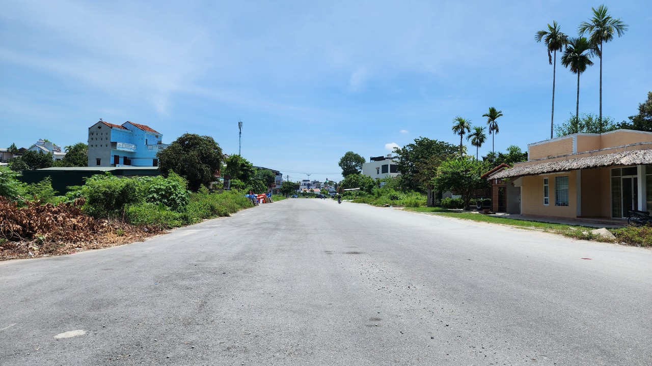 Ngổn ngang dự &aacute;n đường 876m ở Quảng Ng&atilde;i: Sau 9 năm l&agrave;m được 150m- Ảnh 6.