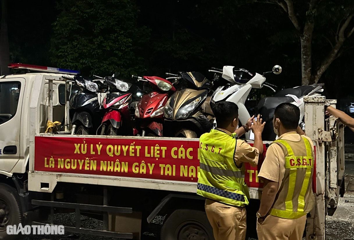 Bữa tối uống rượu thuốc, người đ&agrave;n &ocirc;ng ở Đắk Lắk bị tạm giữ phương tiện- Ảnh 10.