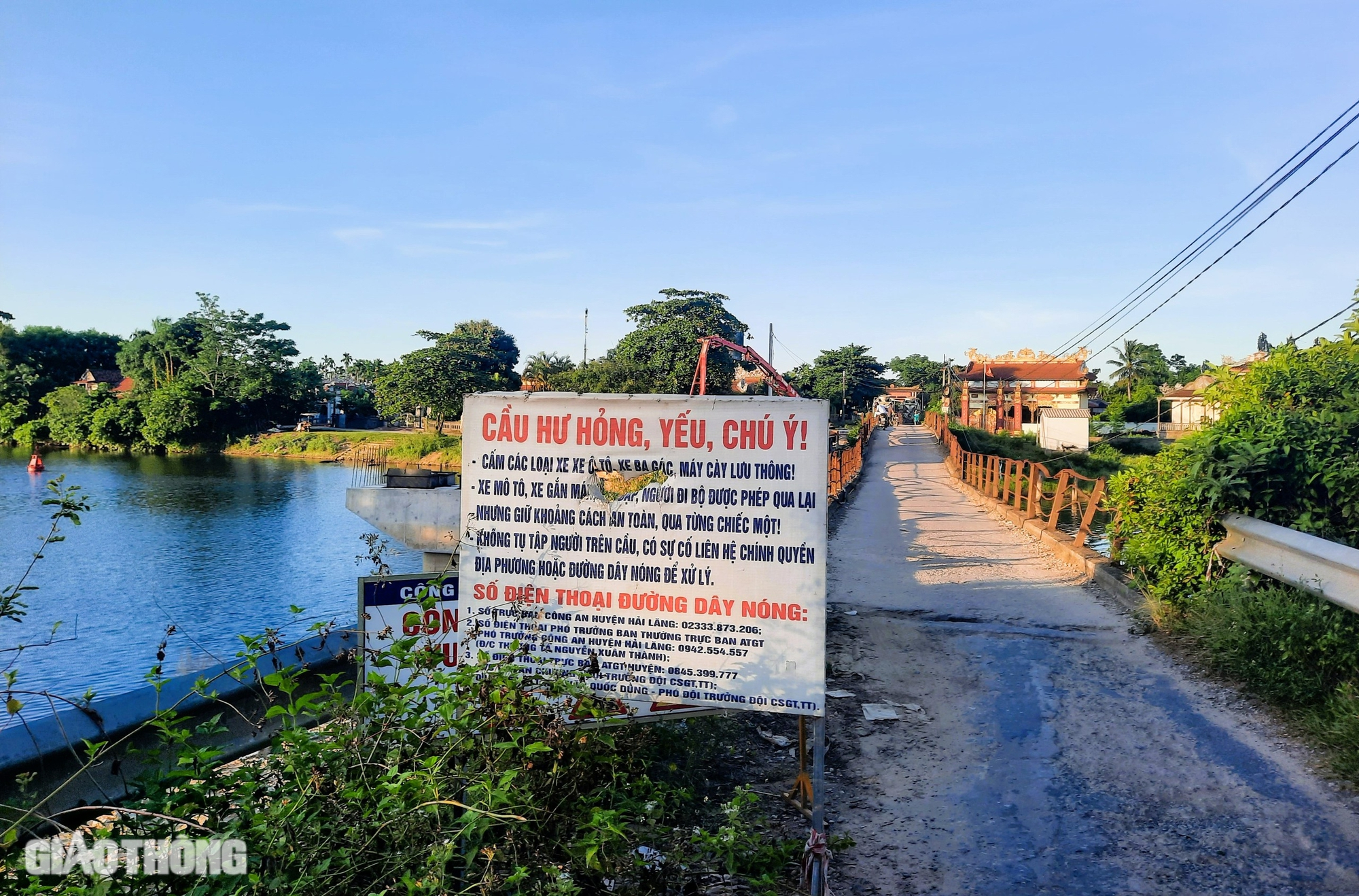 Cầu mới thay thế cầu cũ bị l&uacute;n v&otilde;ng cả m&eacute;t lỡ hẹn c&aacute;n đ&iacute;ch cuối th&aacute;ng 6- Ảnh 7.