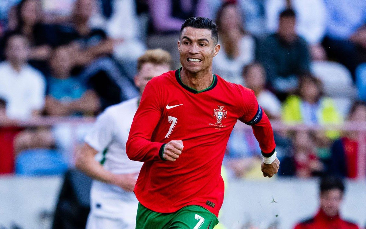 Hậu vệ CH S&eacute;c n&oacute;i lời kh&oacute; hiểu khi nhắc đến việc theo k&egrave;m Ronaldo- Ảnh 1.